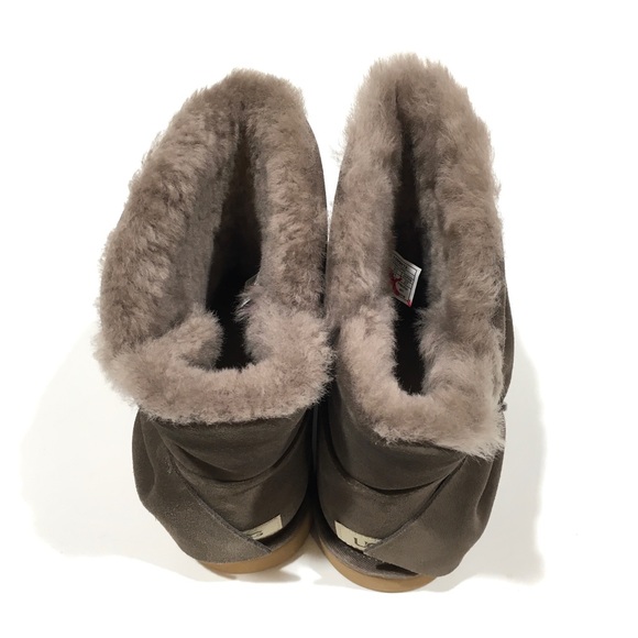 UGG CLASSIC MINI TWIST SUEDE / SHEEPSKIN ANKLE BOOTS -MOLE BROWN -US 10 - Picture 6 of 9
